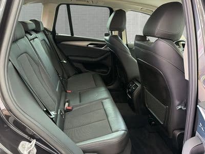 BMW X3 xDrive20d - Thumbnail 9
