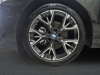 BMW 220i - Thumbnail 3