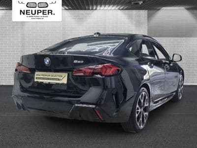 BMW 220i - Thumbnail 4