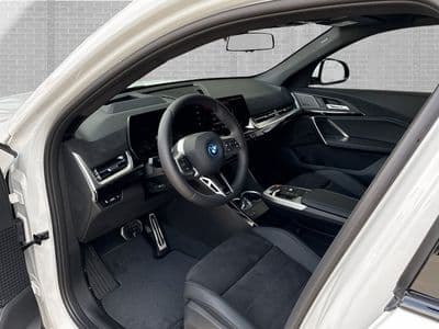 BMW iX2 eDrive20 - Thumbnail 4