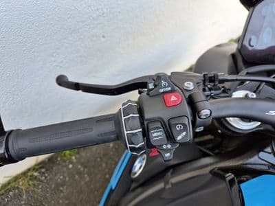 BMW S 1000 R - Thumbnail 6