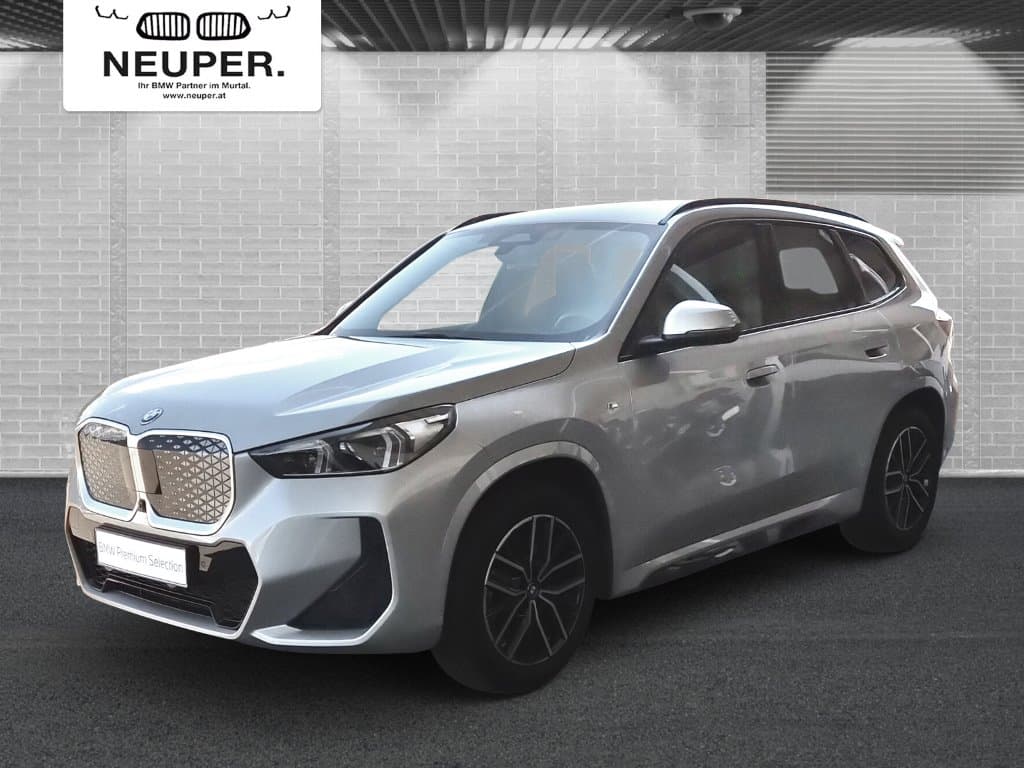 BMW iX1 xDrive30 - Bild 1