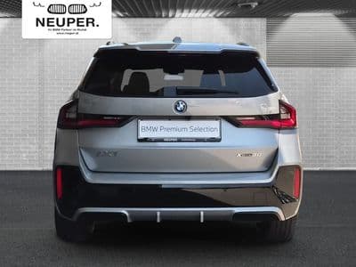 BMW iX1 xDrive30 - Thumbnail 4