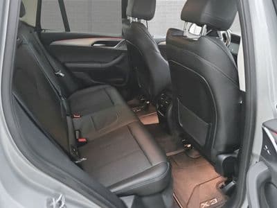BMW X3 xDrive20d - Thumbnail 9