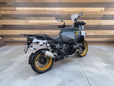 BMW R 1300 GS Adventure - Thumbnail 4