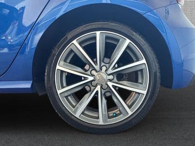 Audi A1 SB 25 TFSI - Thumbnail 5