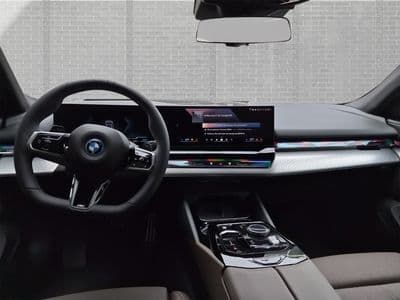 BMW 530e  xDrive - Thumbnail 7