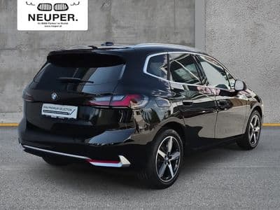 BMW 216i - Thumbnail 3