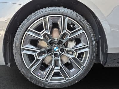 BMW i5 xDrive40 83,9kWh - Thumbnail 5