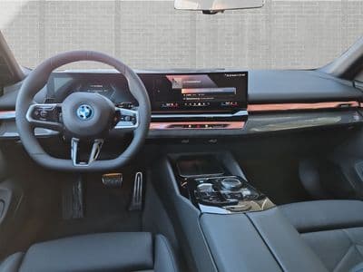 BMW i5 xDrive40 - Thumbnail 7