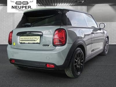 MINI Cooper SE - Thumbnail 3
