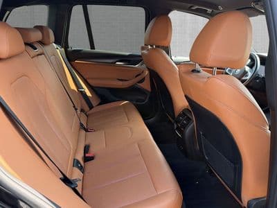 BMW X3 xDrive 20d - Thumbnail 9