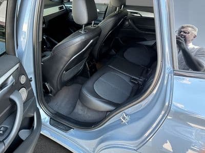 BMW X1 xDrive25e - Thumbnail 8