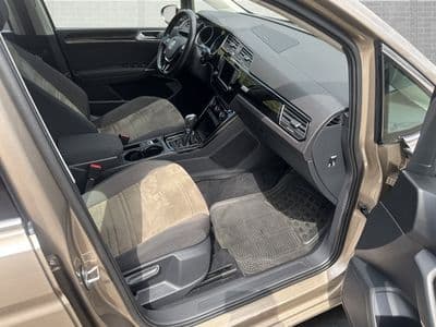 VW Touran Highline 2,0 BMT TDI DSG - Thumbnail 10