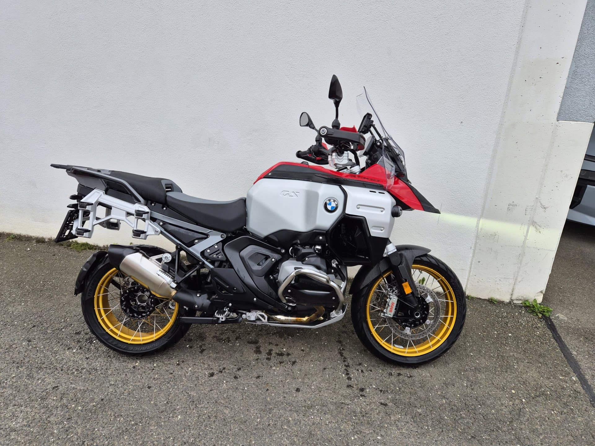 BMW R 1300 GS Adventure - Bild 1
