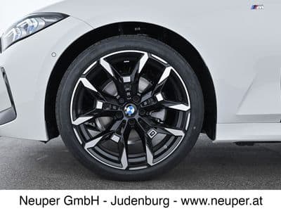 BMW 320d xDrive - Thumbnail 5