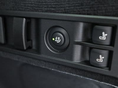 BMW 320d xDrive - Thumbnail 10