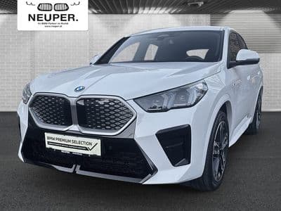 BMW iX2 eDrive20 - Thumbnail 1