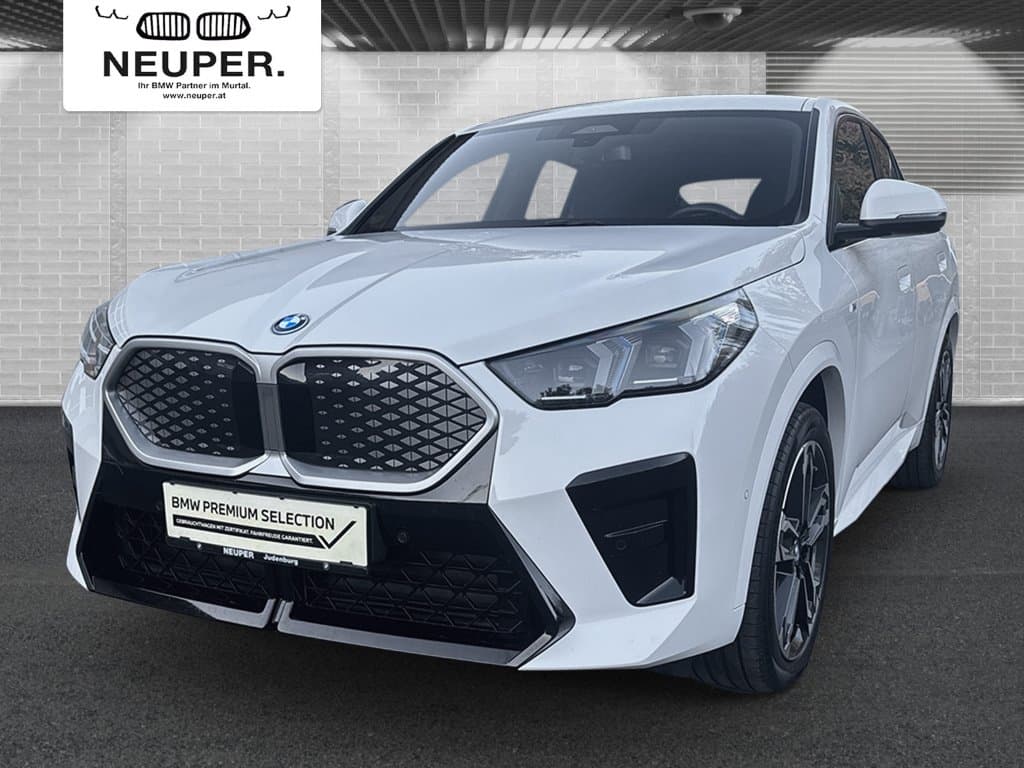 BMW iX2 eDrive20 - Bild 1