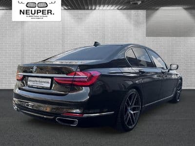 BMW 730d xDrive - Thumbnail 3