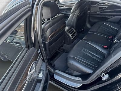 BMW 730d xDrive - Thumbnail 8
