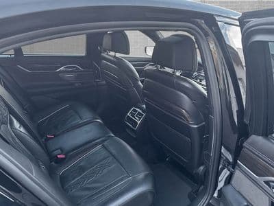 BMW 730d xDrive - Thumbnail 9