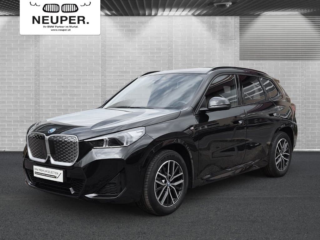 BMW iX1 xDrive30 - Bild 1